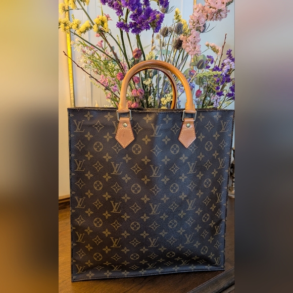Louis Vuitton Vuitton Monogram Sac PM Bag - Picture 3 of 11